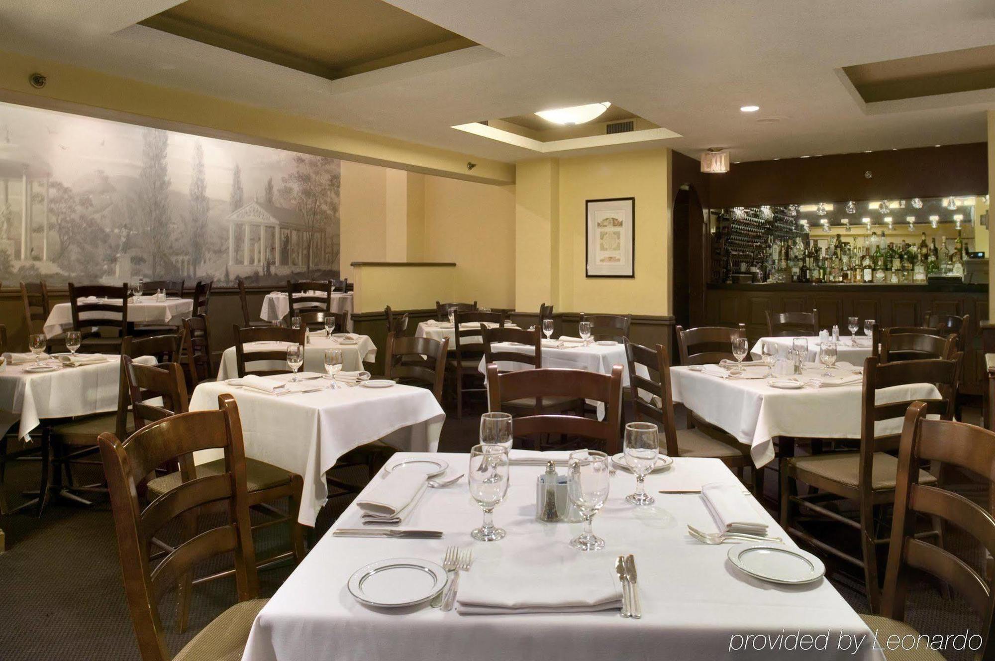 Hotel Silver Spring Restaurante foto